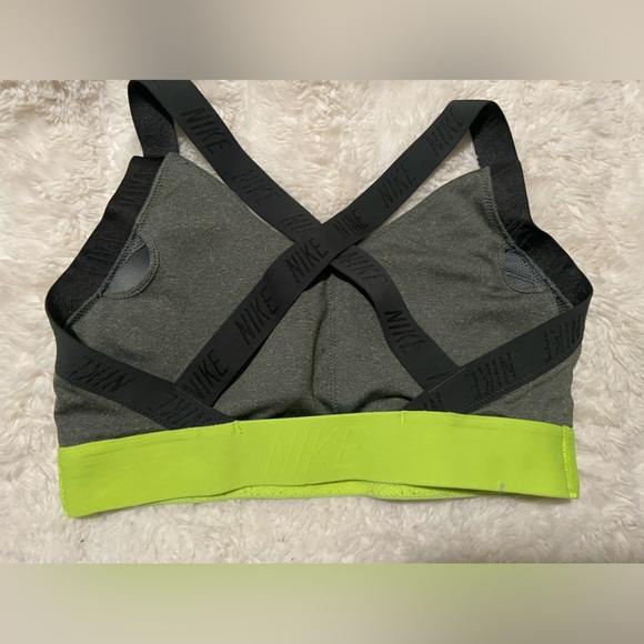 Nike Indy Logo Back Bra - Picture 3 of 4